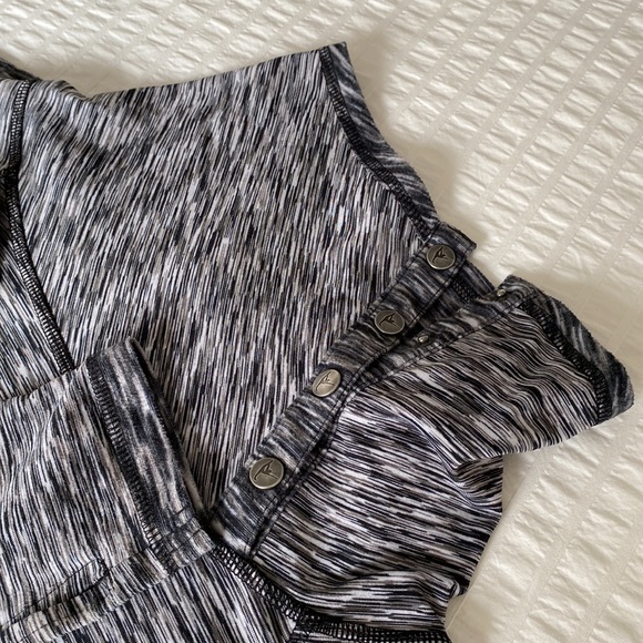 Black and Grey Sweater - Picture 2 of 6